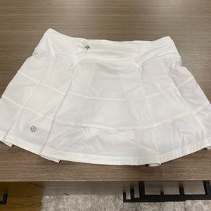 Lululemon Pace Rival Skirt • size: 4 • worn + washed once